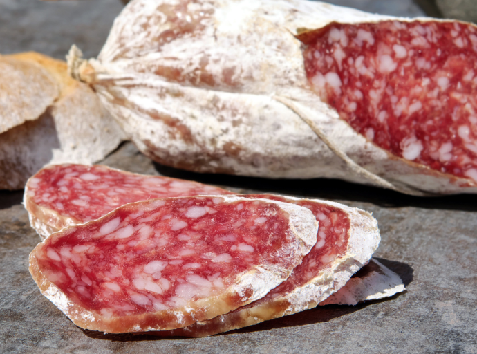 Detectan posibles casos de triquinosis y clausuran una fábrica en Salliqueló